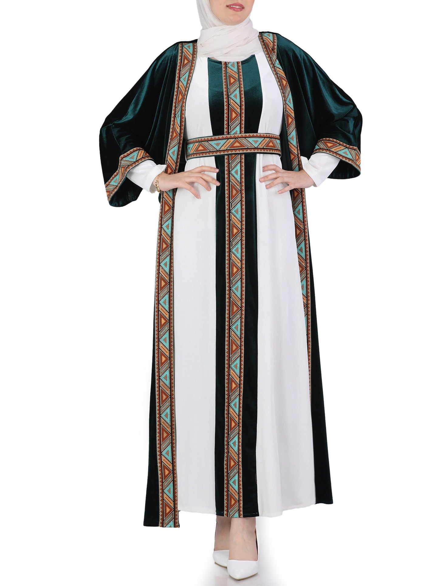 Embroidered bisht