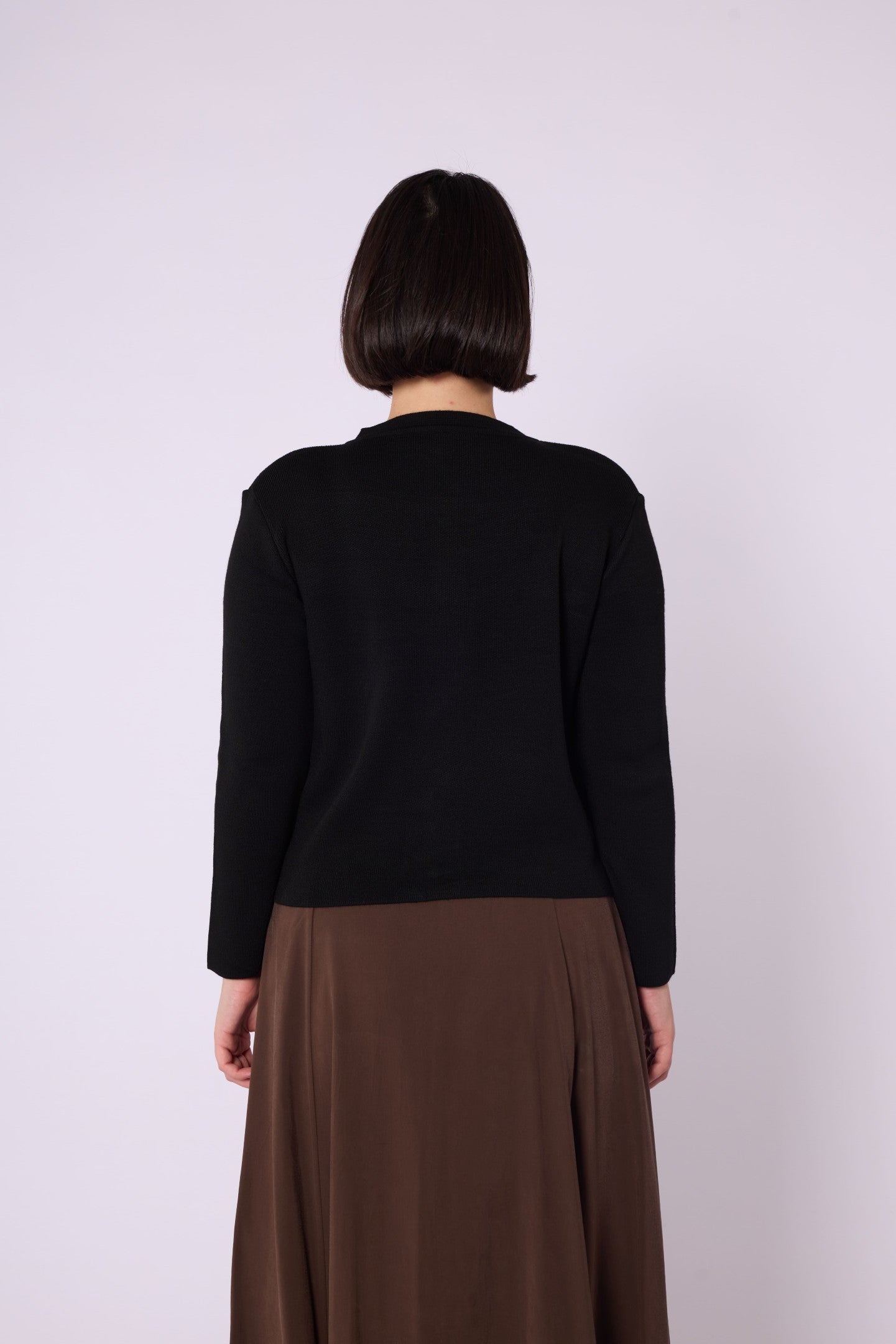 Heart Button Detail Crew Neck Knit Cardigan