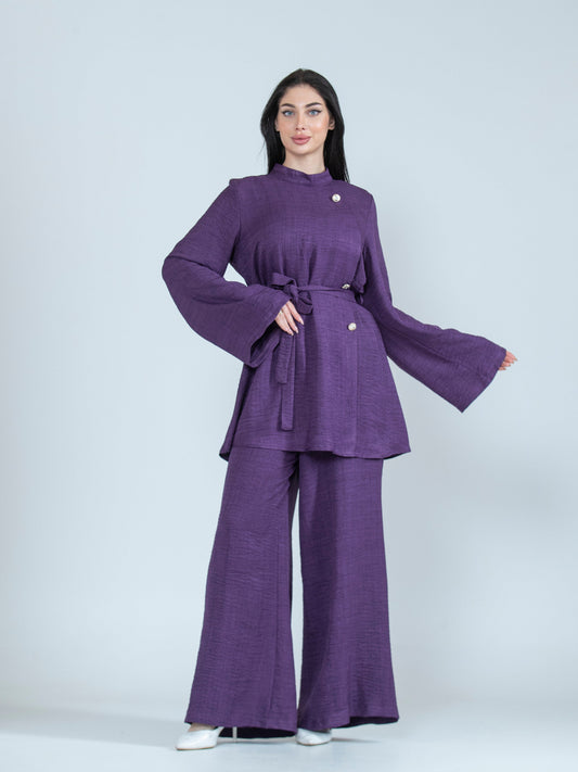 Women's set with decorative buttons