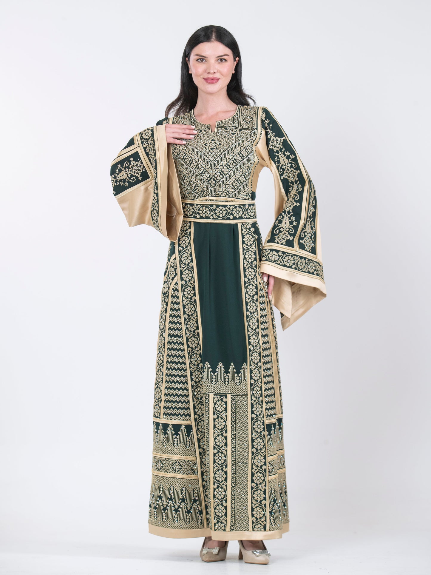 Layan Embroidered Thobe