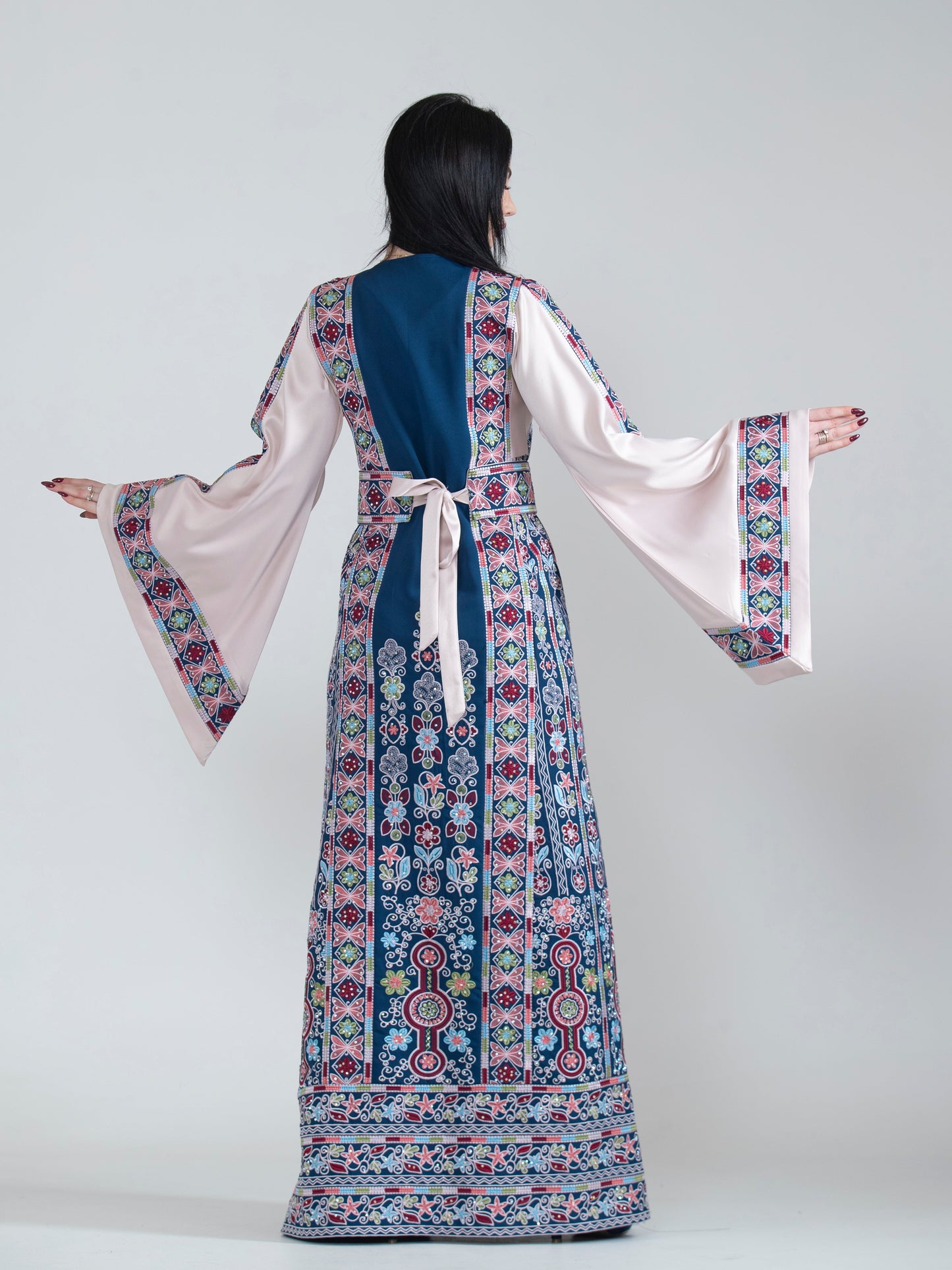 Embroidered Women’s Galilean Rose Thobe