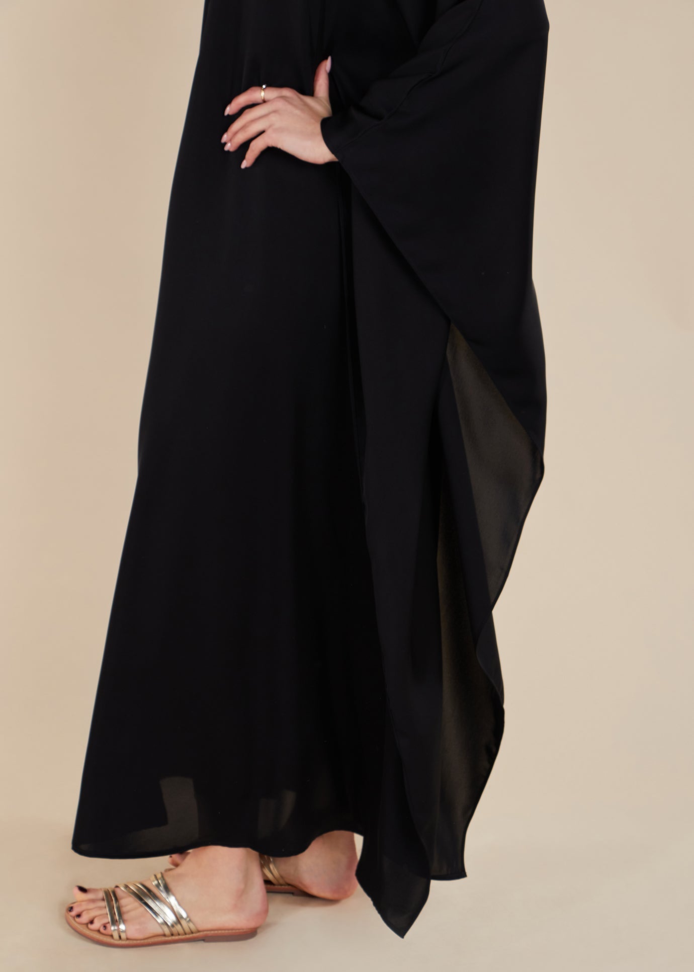 Loose Fit Prayer Abaya Black