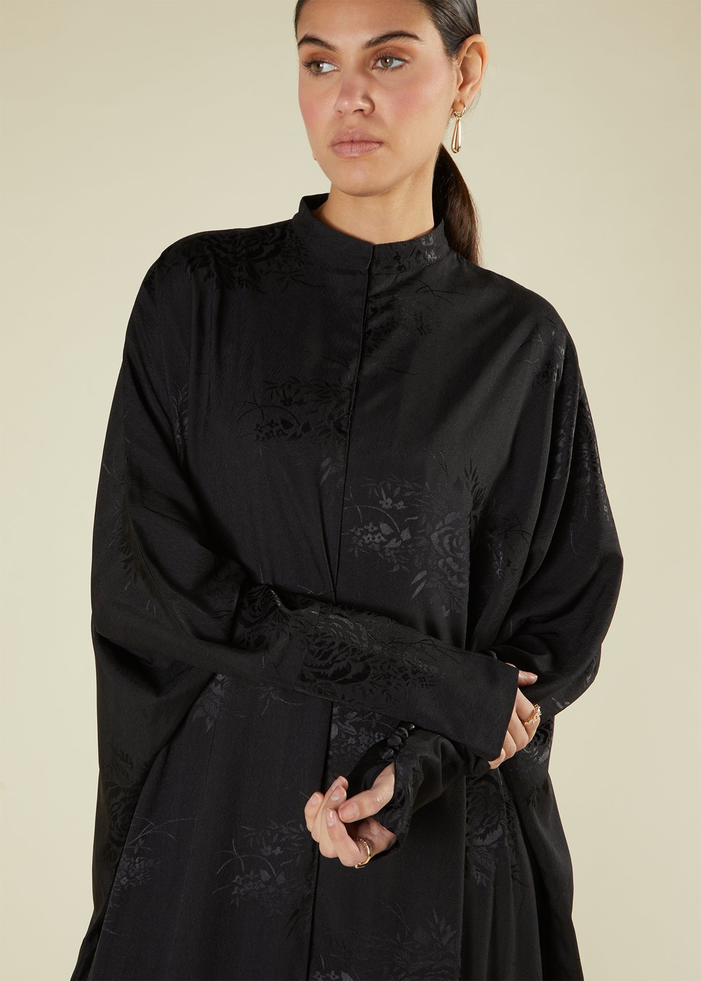 Black Magnolia Abaya