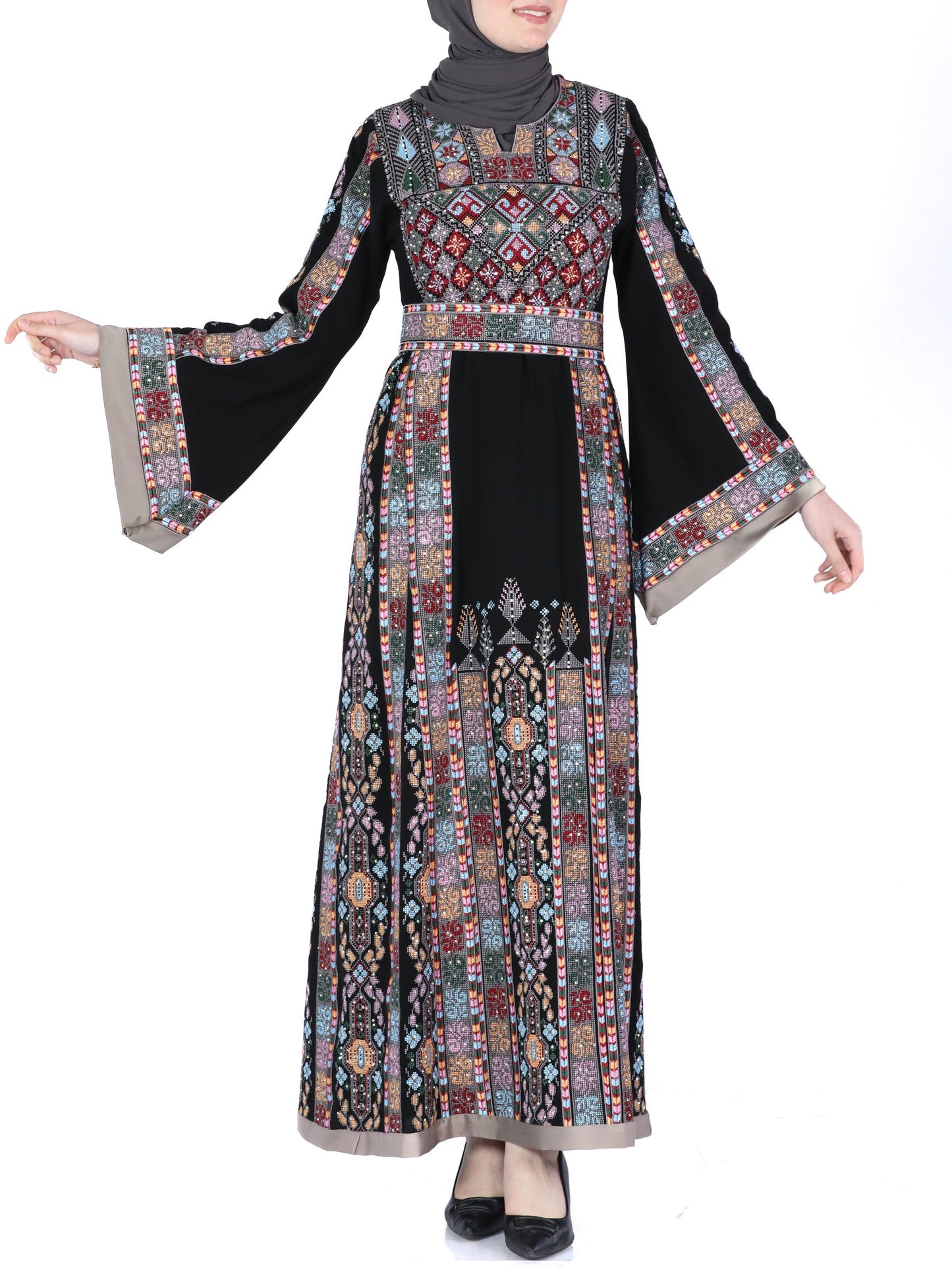 Embroidered thob