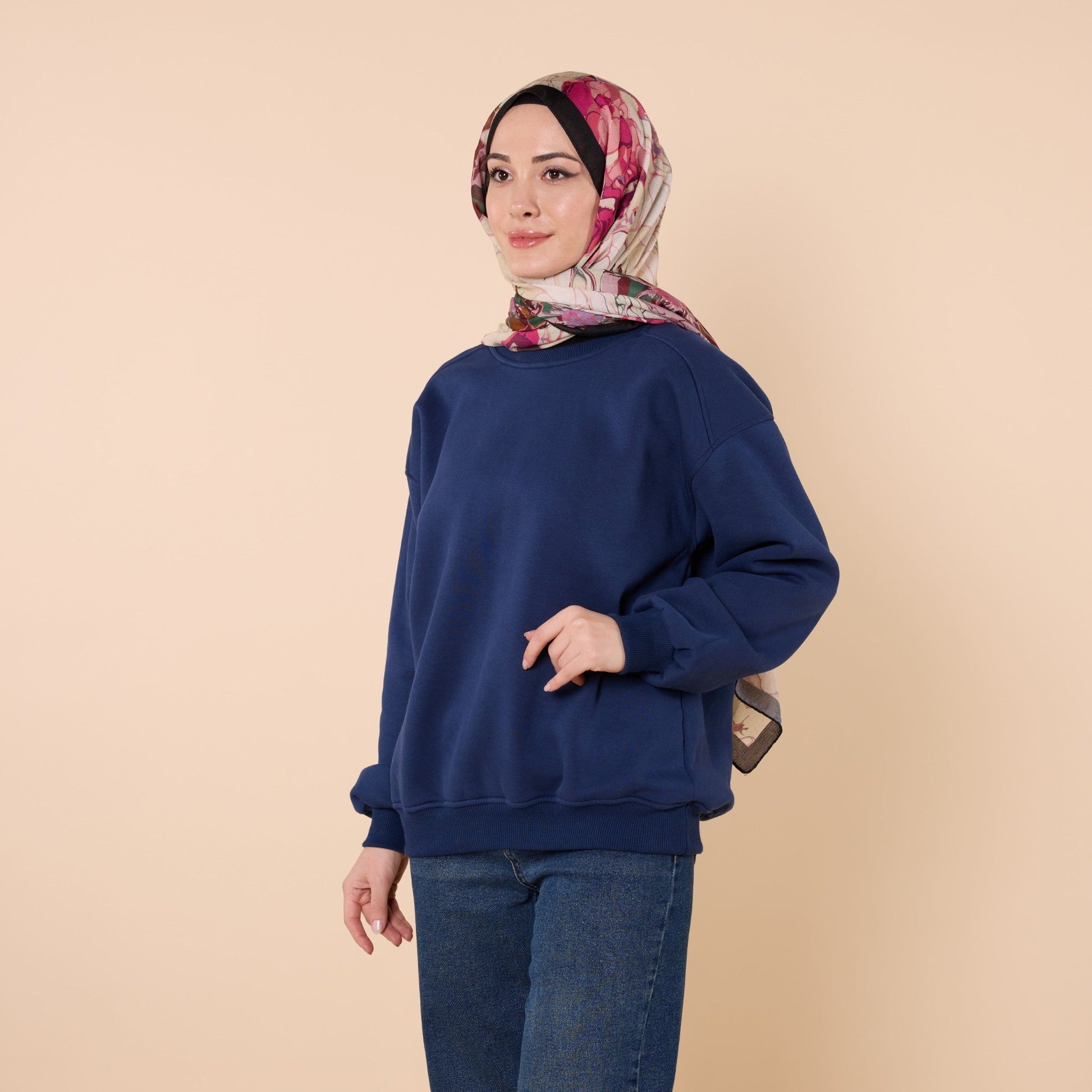 Wide Fit Basic Sweatshirt