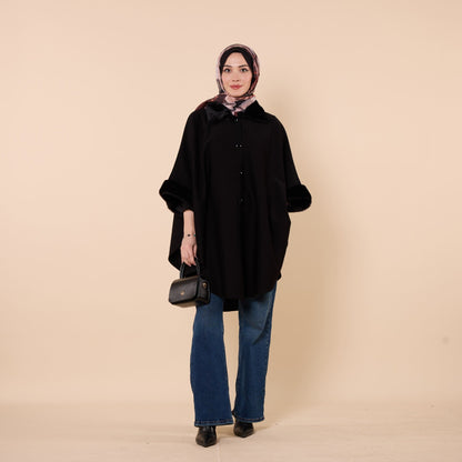 Polo Collar Batwing Sleeve Poncho With Faux Fur Trim