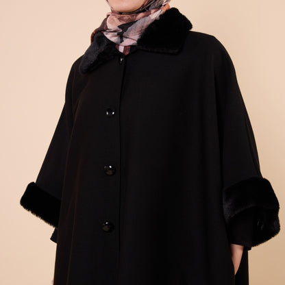 Polo Collar Batwing Sleeve Poncho With Faux Fur Trim