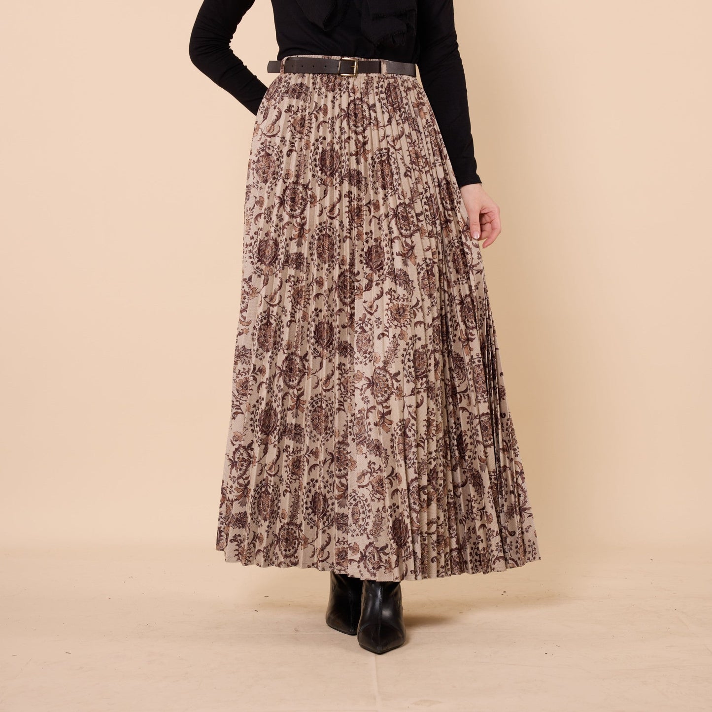 Floral Pattern Pleated Winter Skirt With Belt Detail