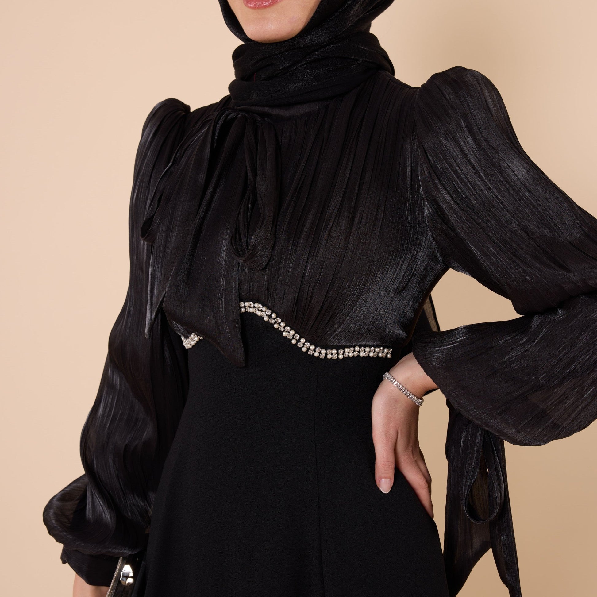 Embellished Evening Dress With Chiffon Sleeves And Pleated Detail