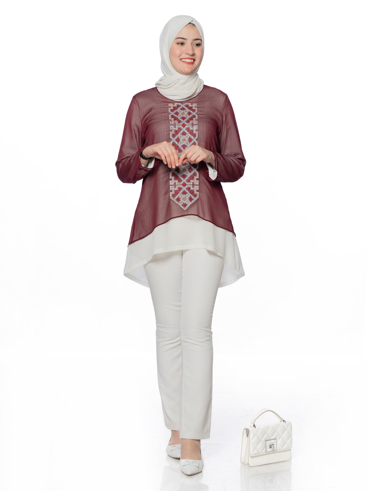 Blouse embroidered