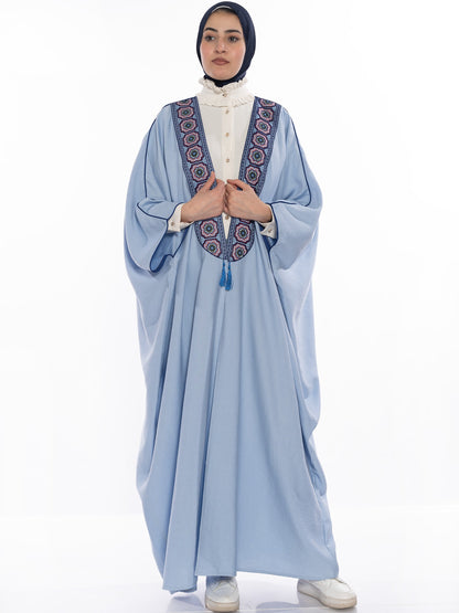 Embroidered bisht