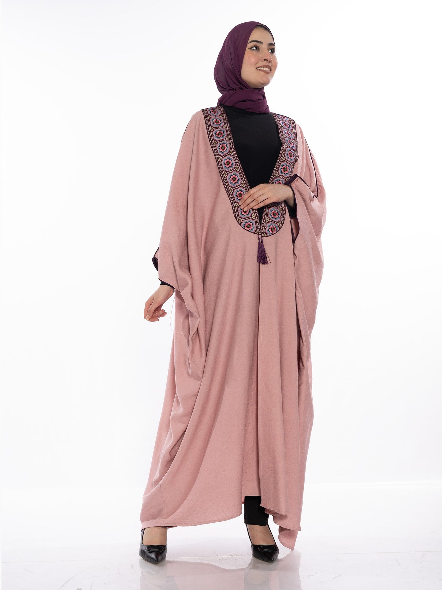 Embroidered bisht