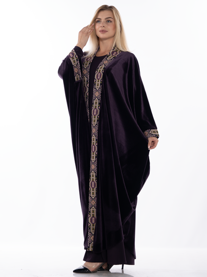 Embroidered bisht
