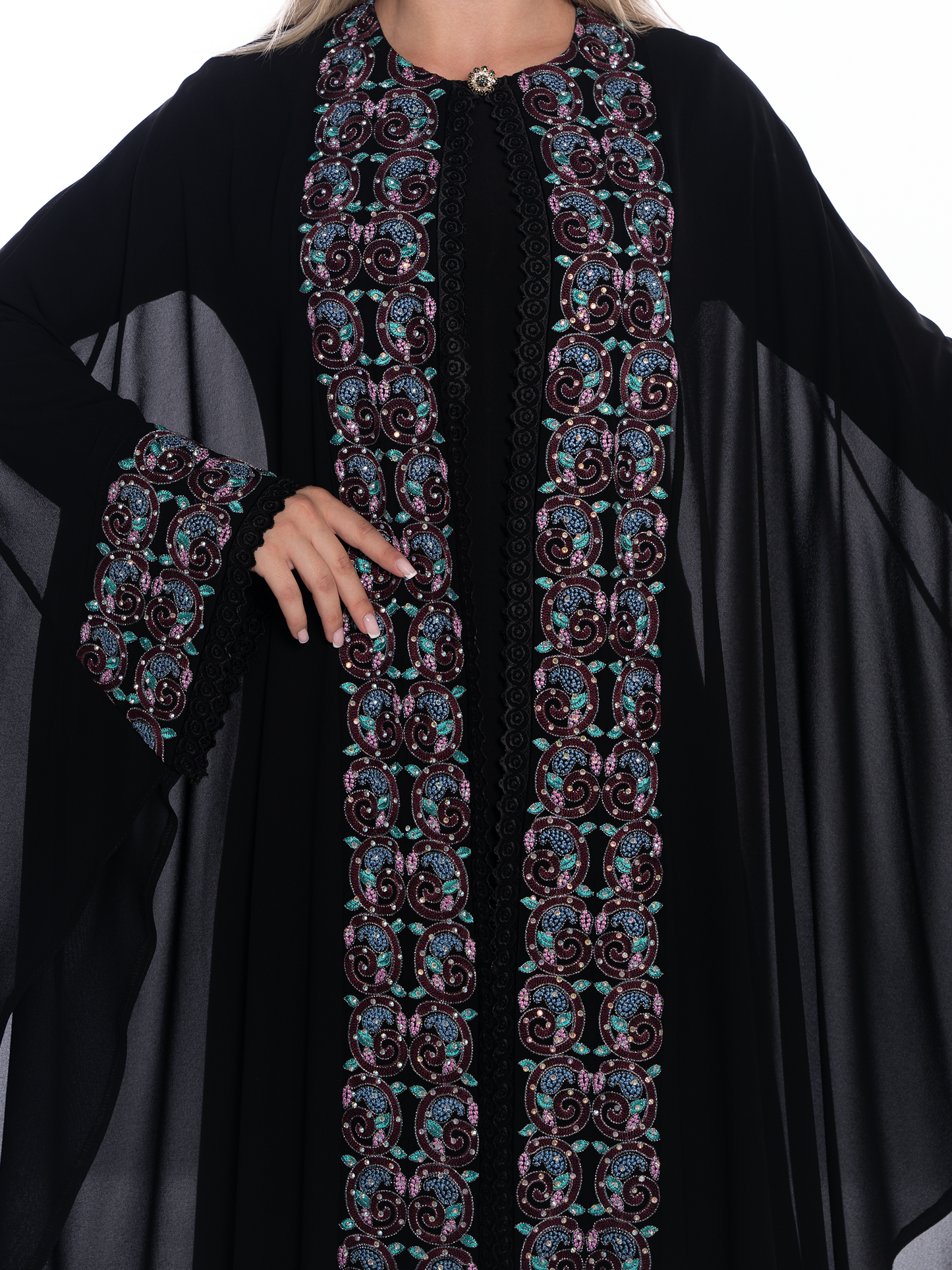 Embroidered bisht