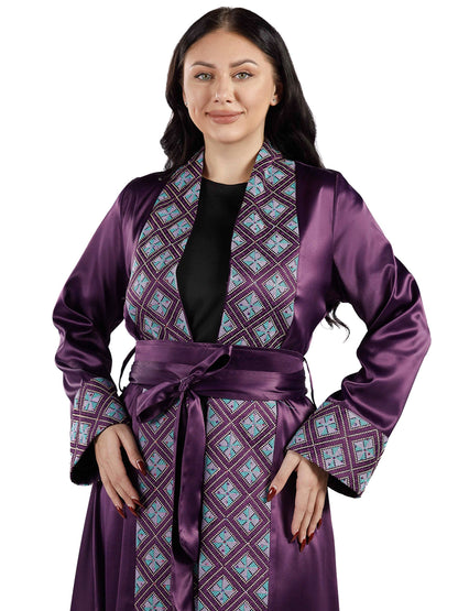 Embroidered bisht