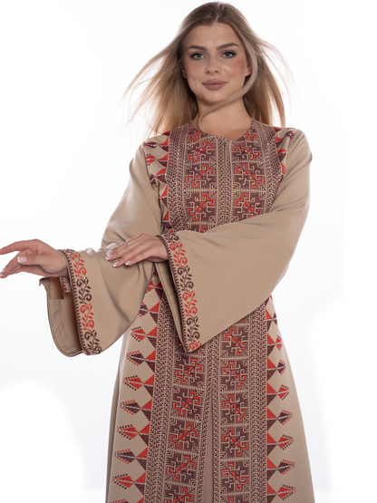 Two-piece embroidered bisht