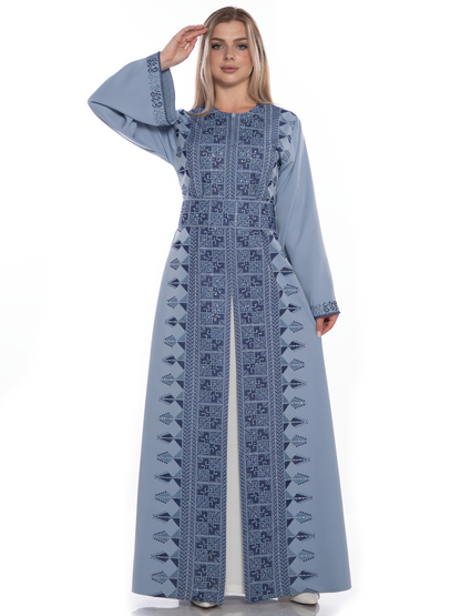 Two-piece embroidered bisht