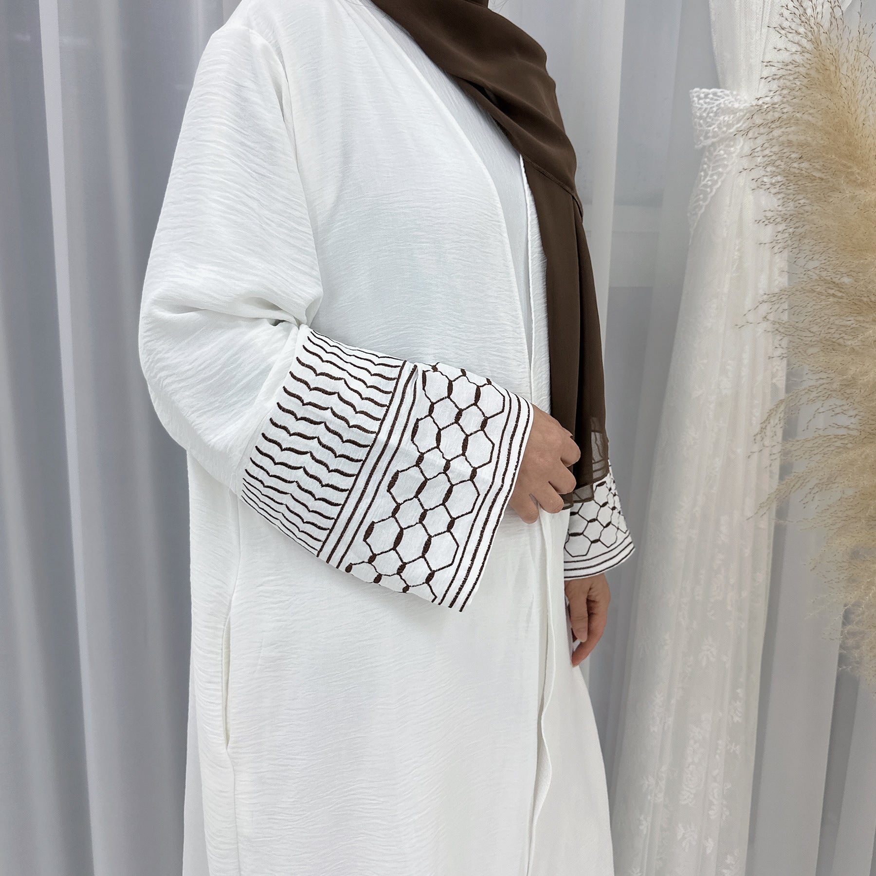 Maaha Keffiyeh Embroidery Abaya