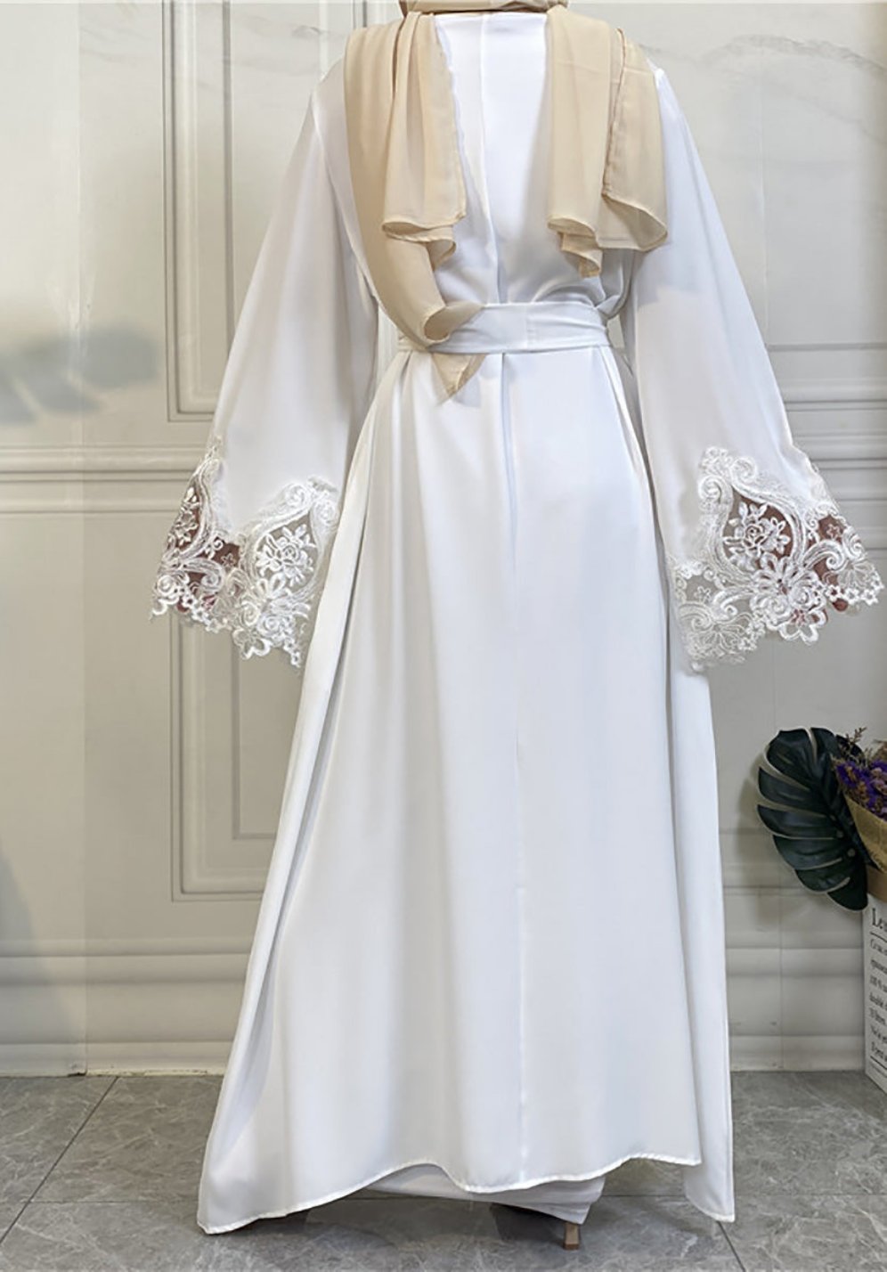 Aayat Closed Abaya