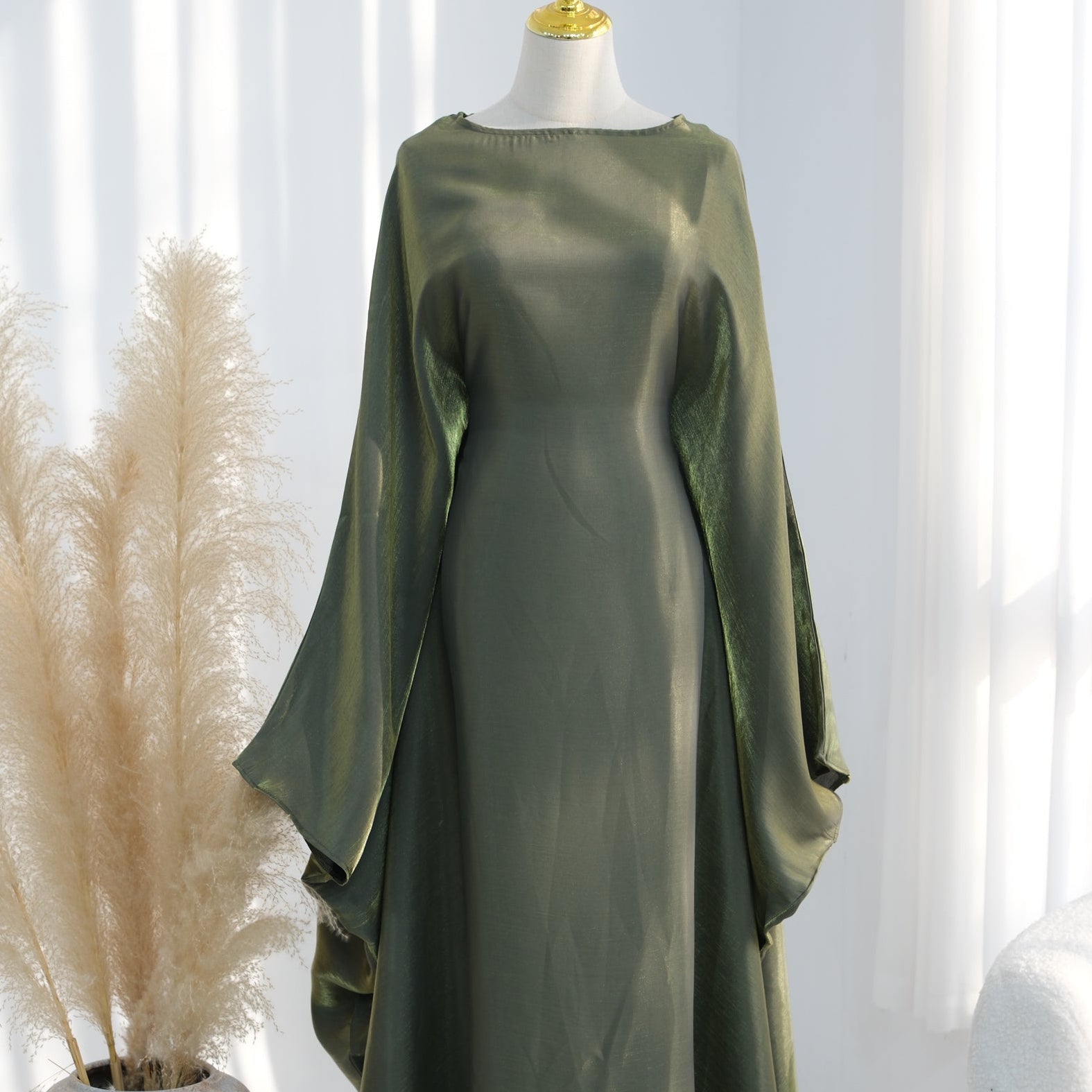 Sahar Batwing Abaya