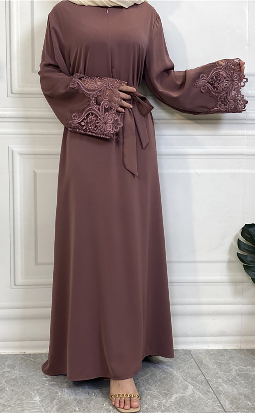 Aayat Closed Abaya