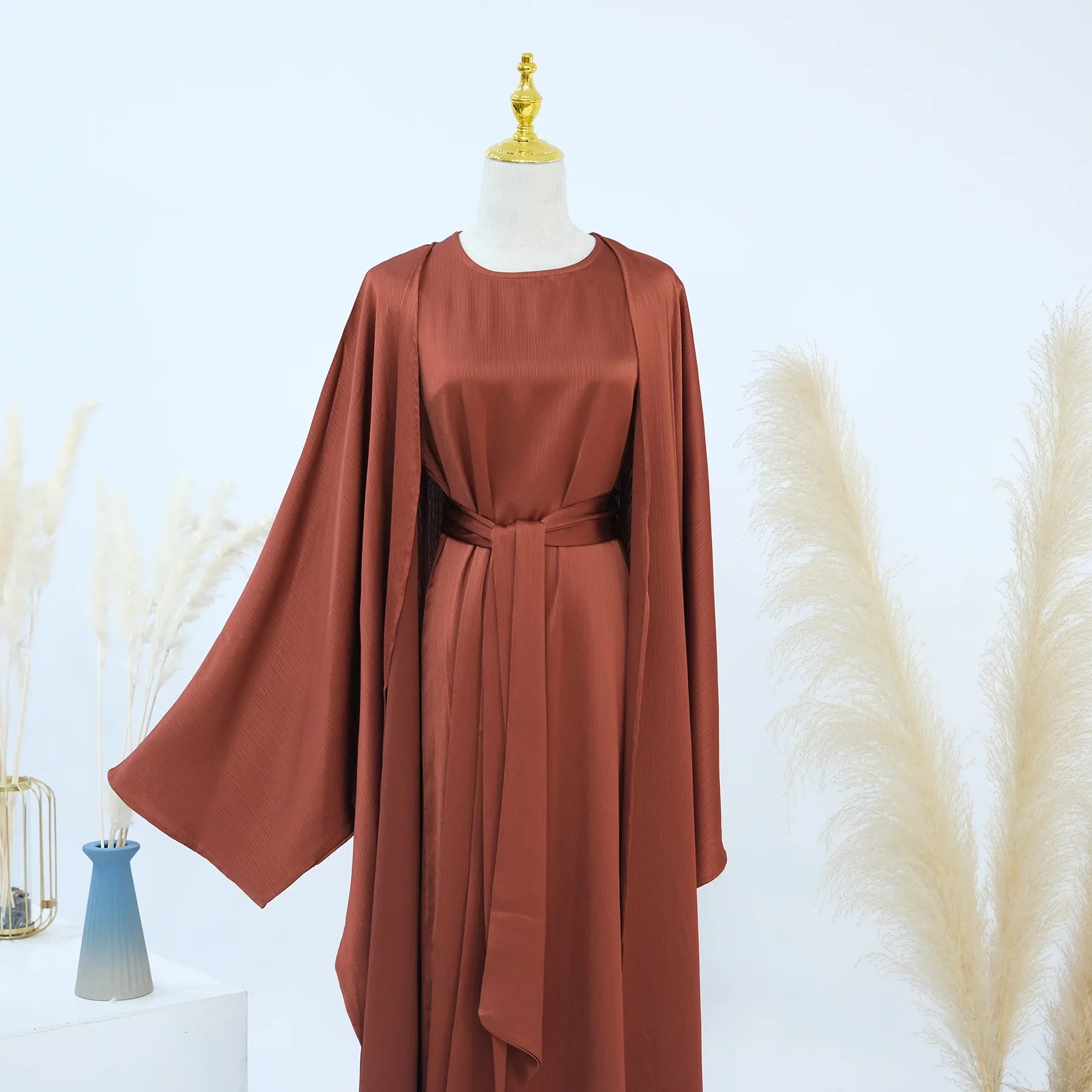Lamiah Satin Abaya Set