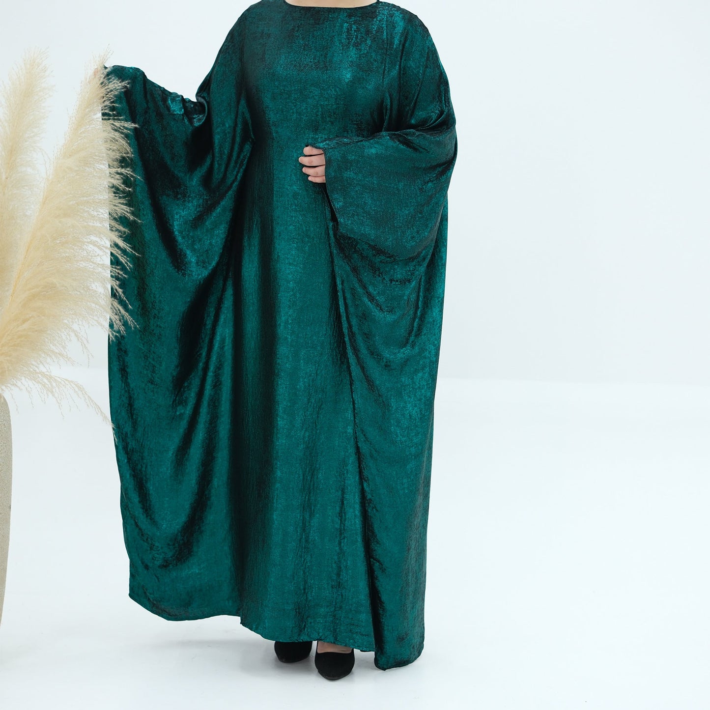 Elisa Butterfly Abaya