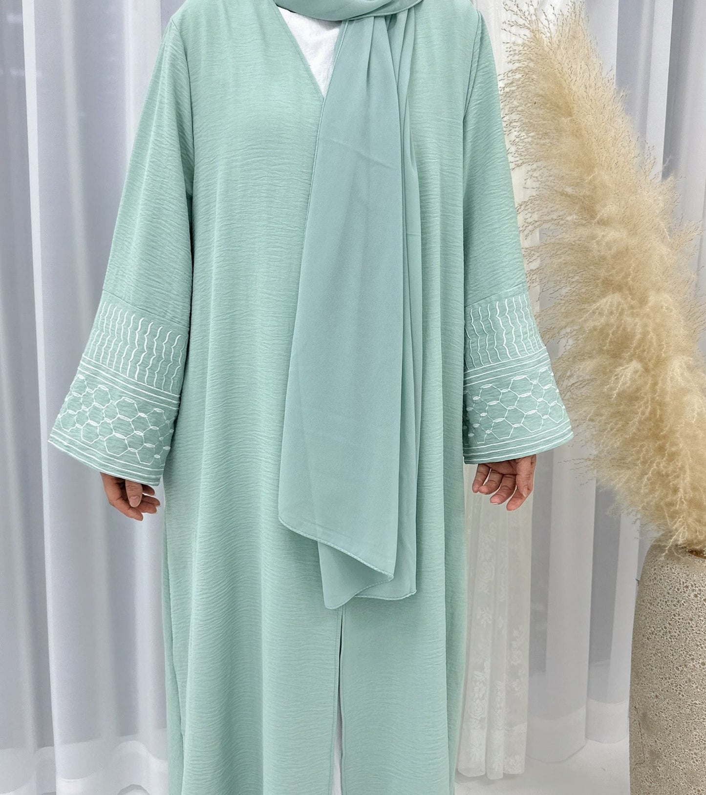 Maaha Keffiyeh Embroidery Abaya