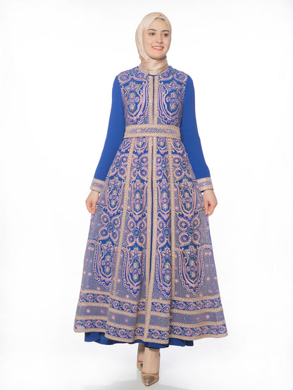 Elegant Traditional Attire Thobe
