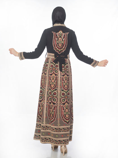 Elegant Traditional Attire Thobe