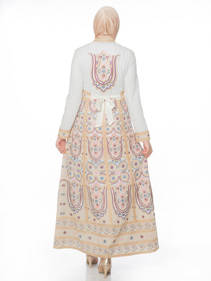 Elegant Traditional Attire Thobe