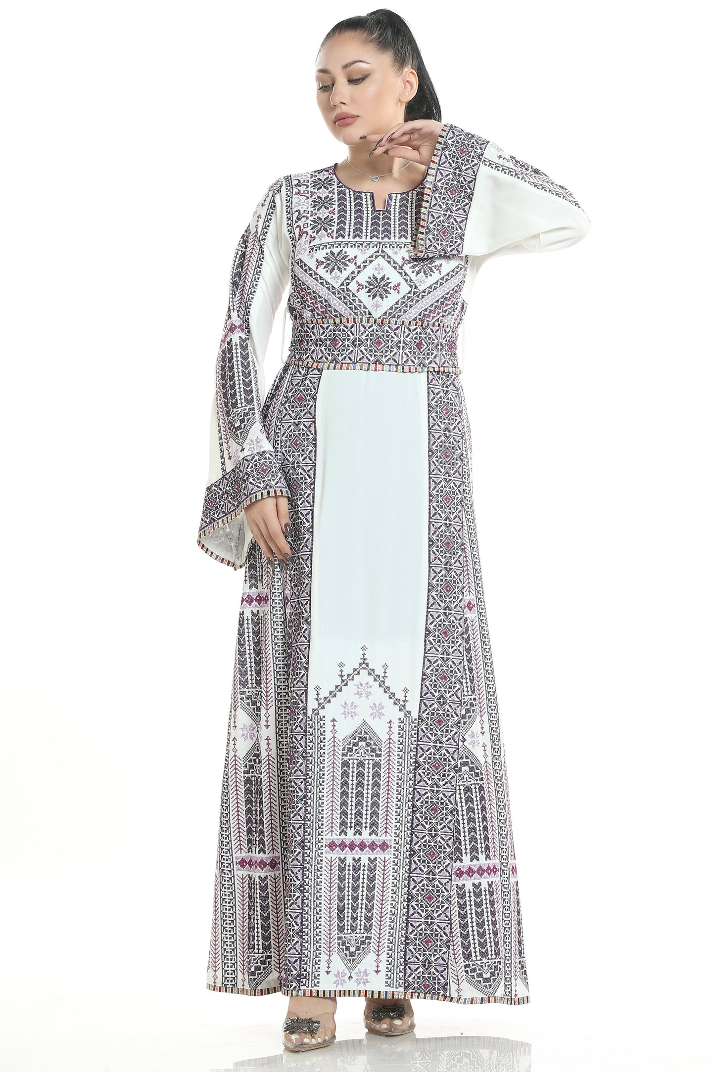 Embroidered thob