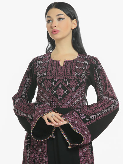 Embroidered thob