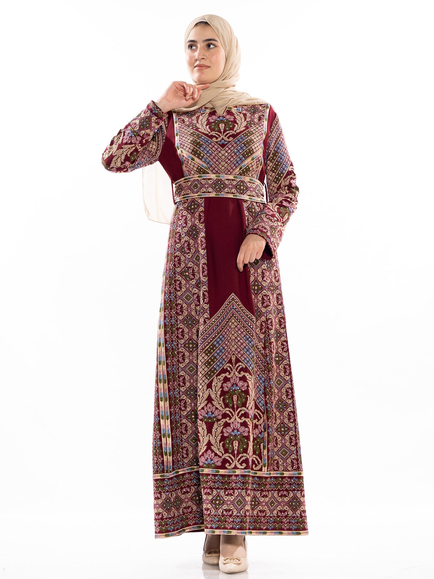 Embroidered thob
