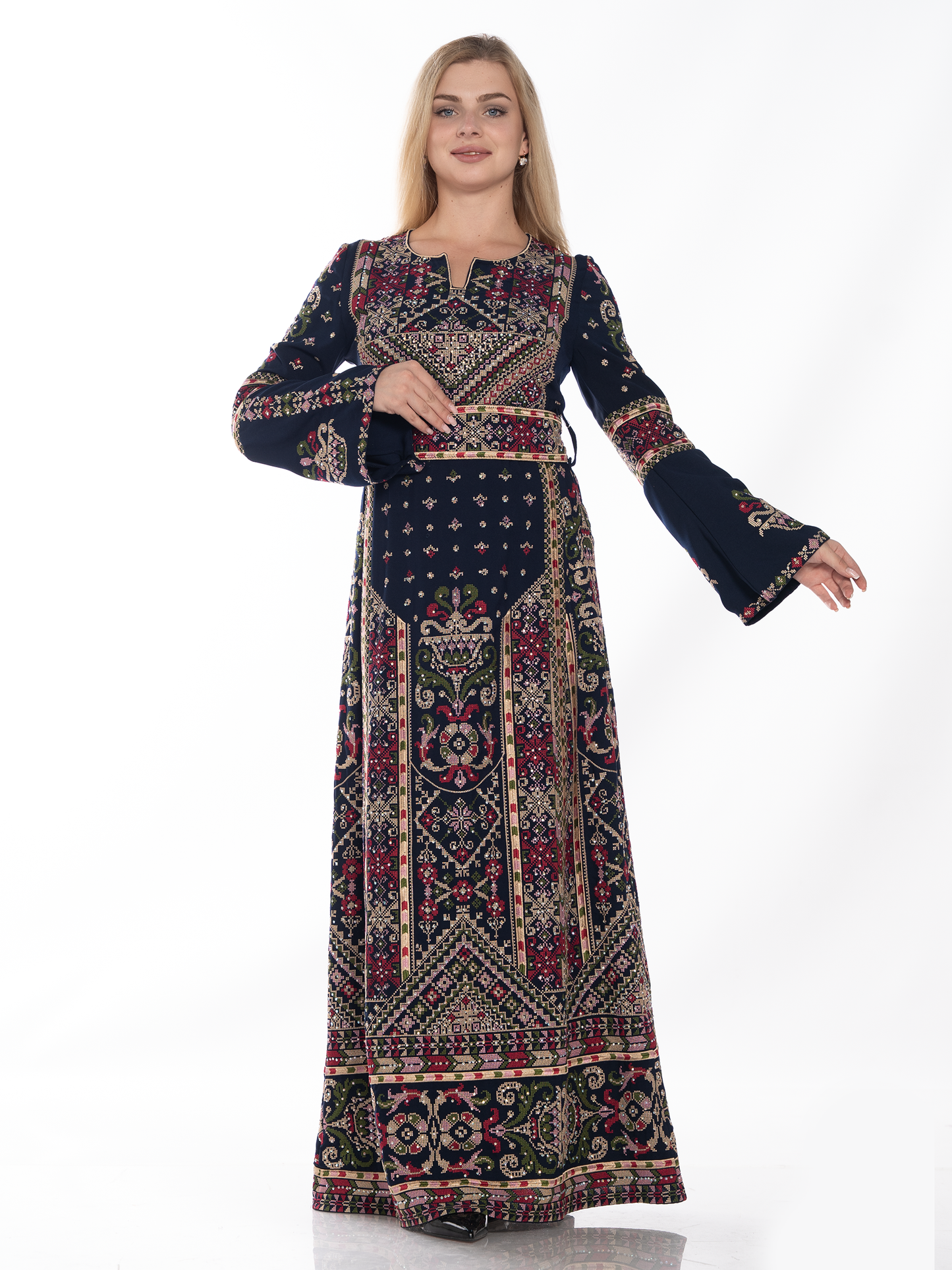 Embroidered thob