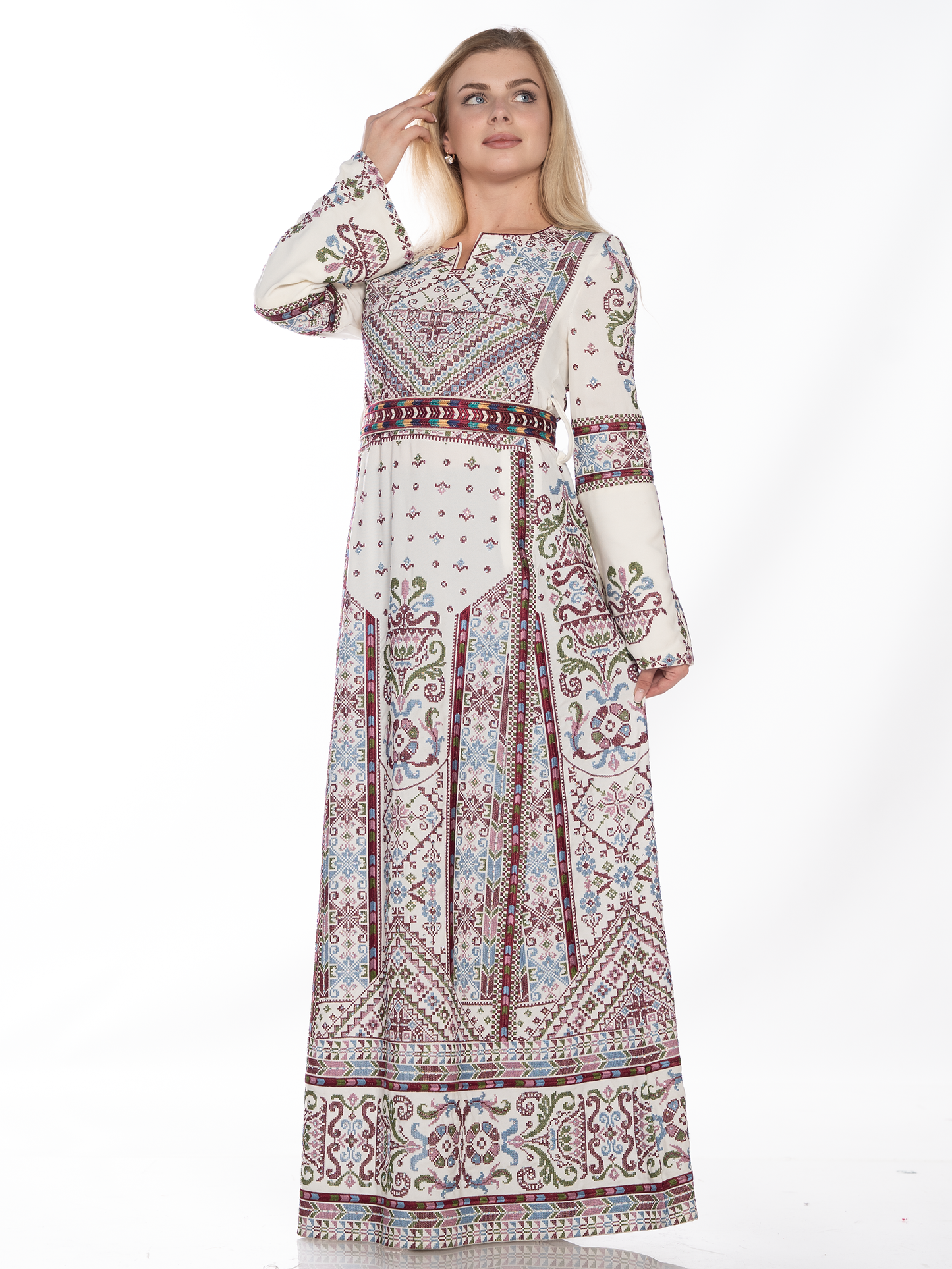Embroidered thob