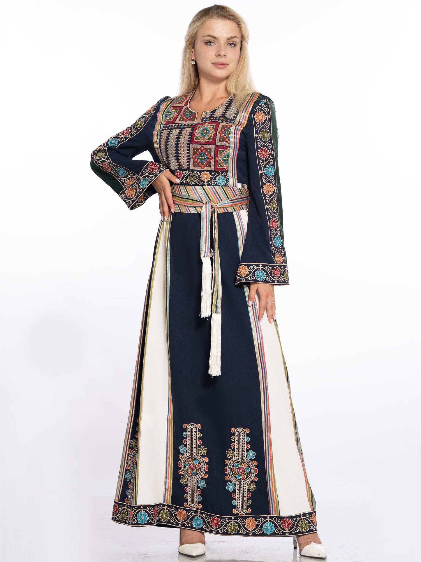 Embroidered thob