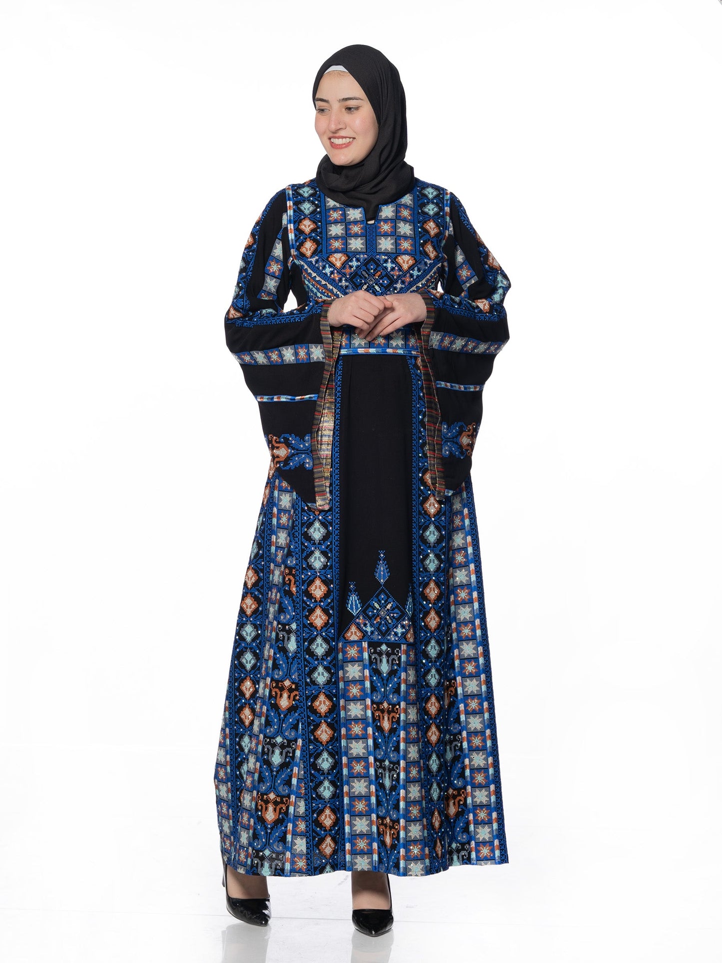 Embroidered thob