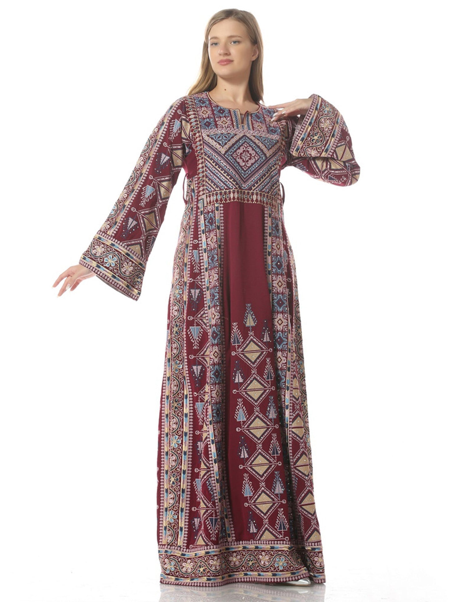 Embroidered thob