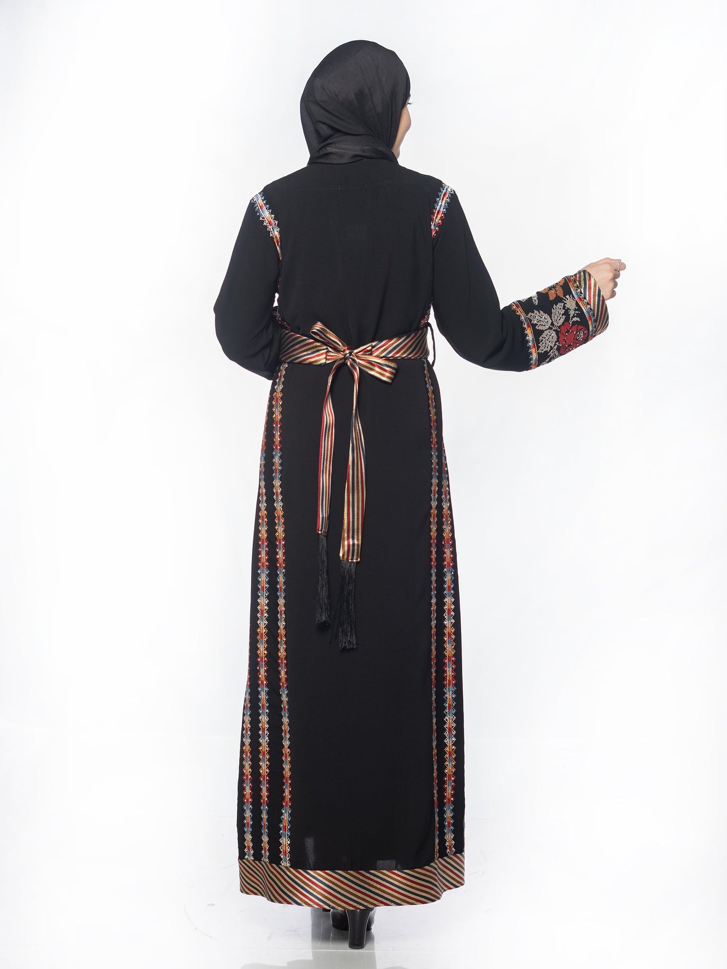 Elegant Traditional Thob