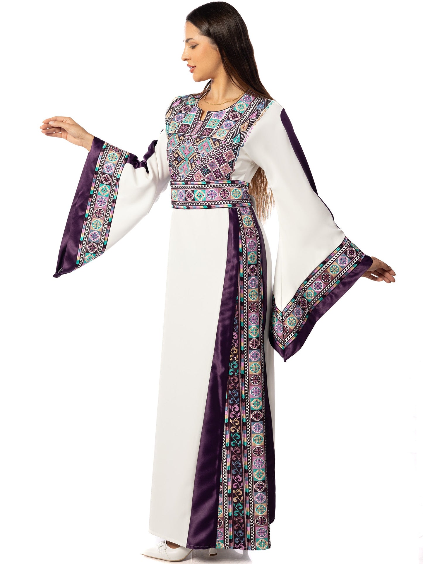 Embroidered thob
