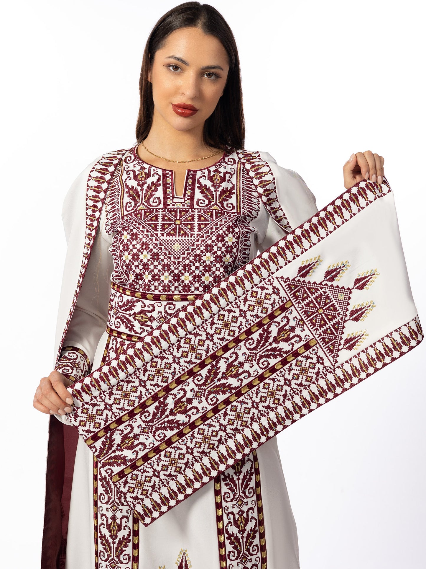 Embroidered thob