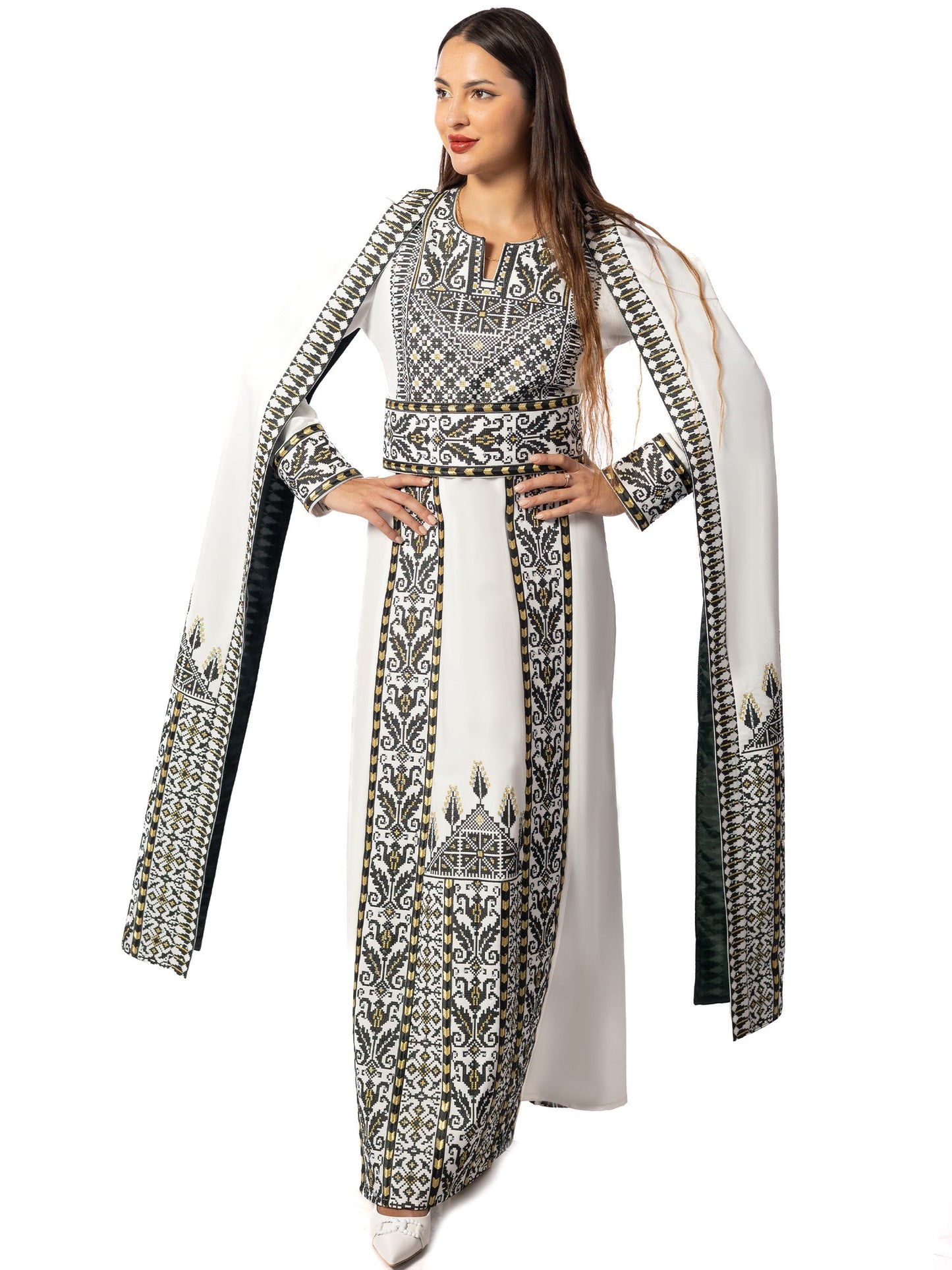 Embroidered thob