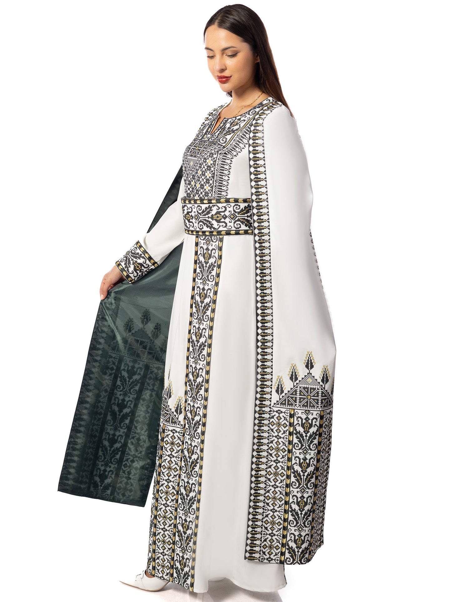 Embroidered thob