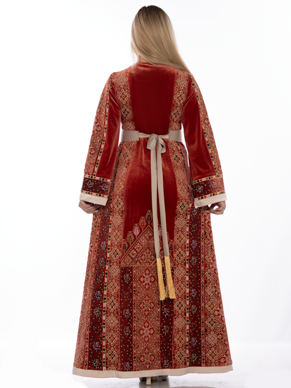 Embroidered thob