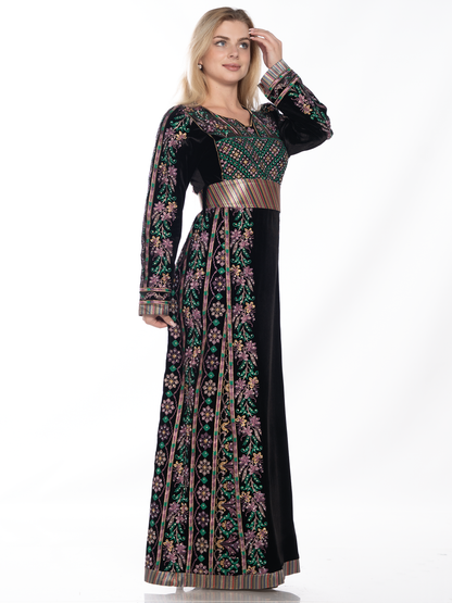 Embroidered thob