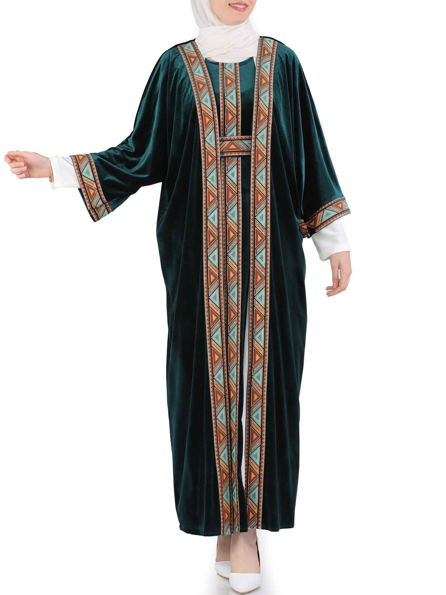 Embroidered bisht