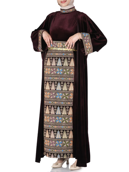 Embroidered bisht