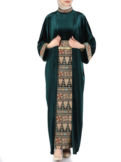 Embroidered bisht