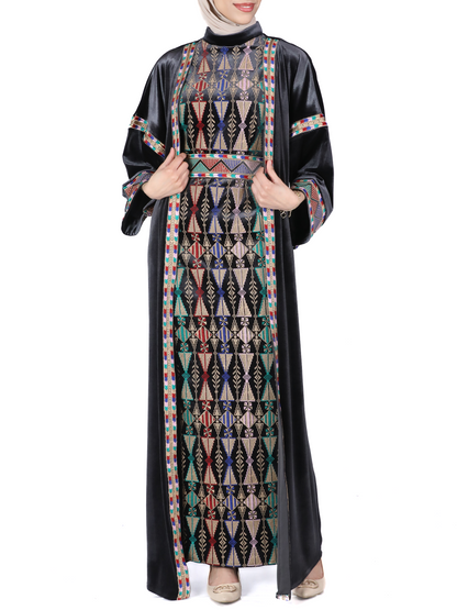 Embroidered bisht